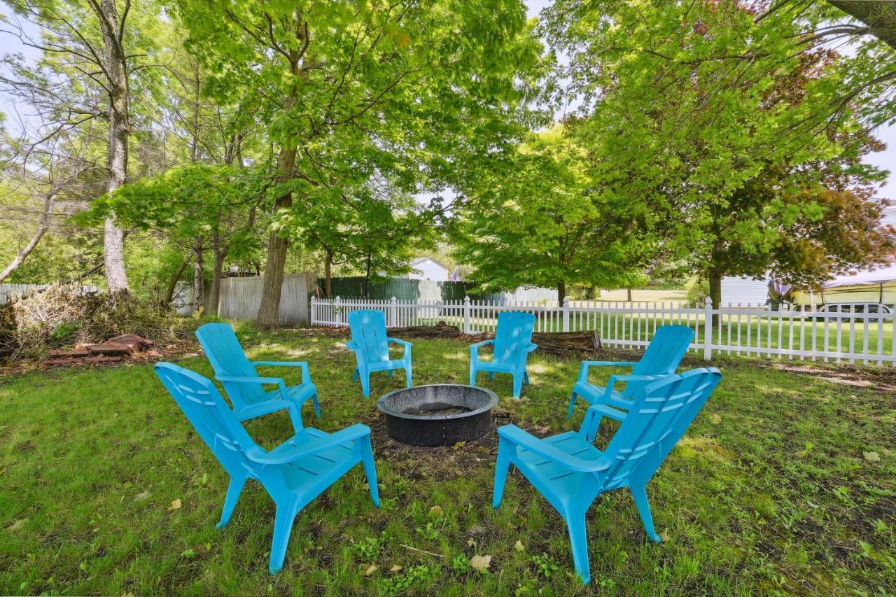 Boyne City Cottage Walk To Downtown And Lake! Esterno foto