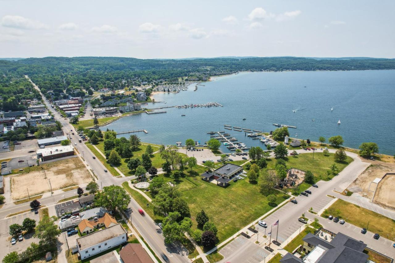 Boyne City Cottage Walk To Downtown And Lake! Esterno foto