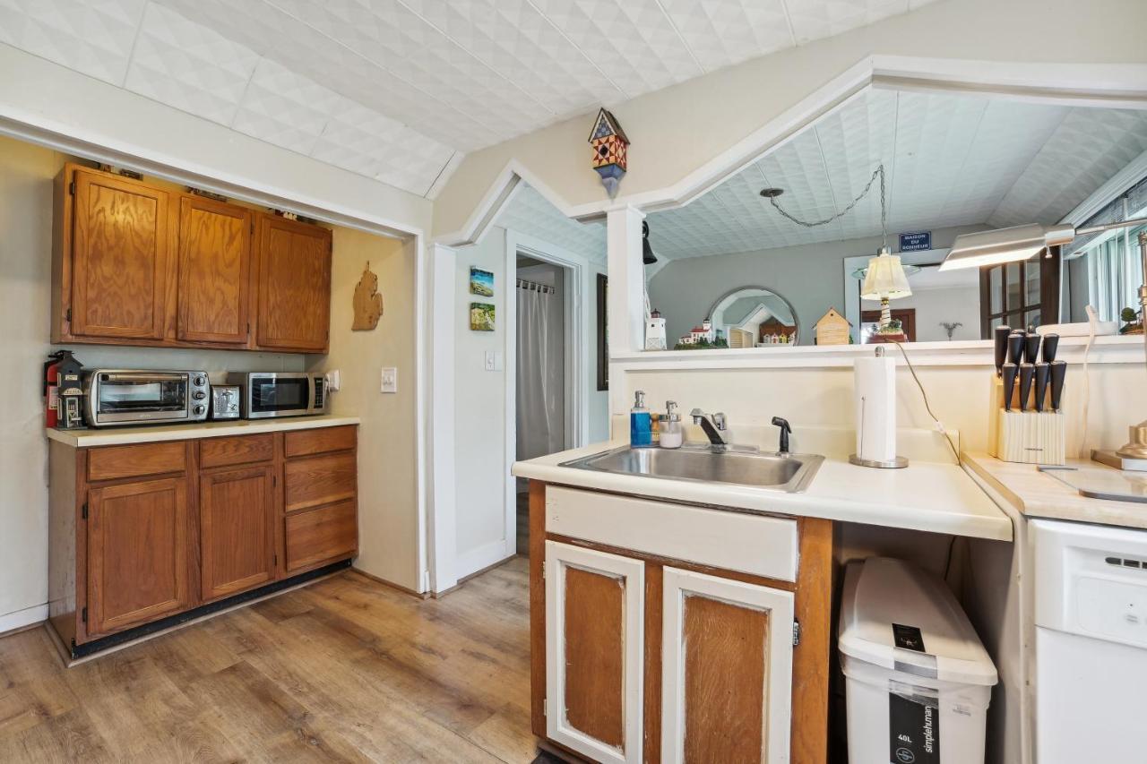 Boyne City Cottage Walk To Downtown And Lake! Esterno foto