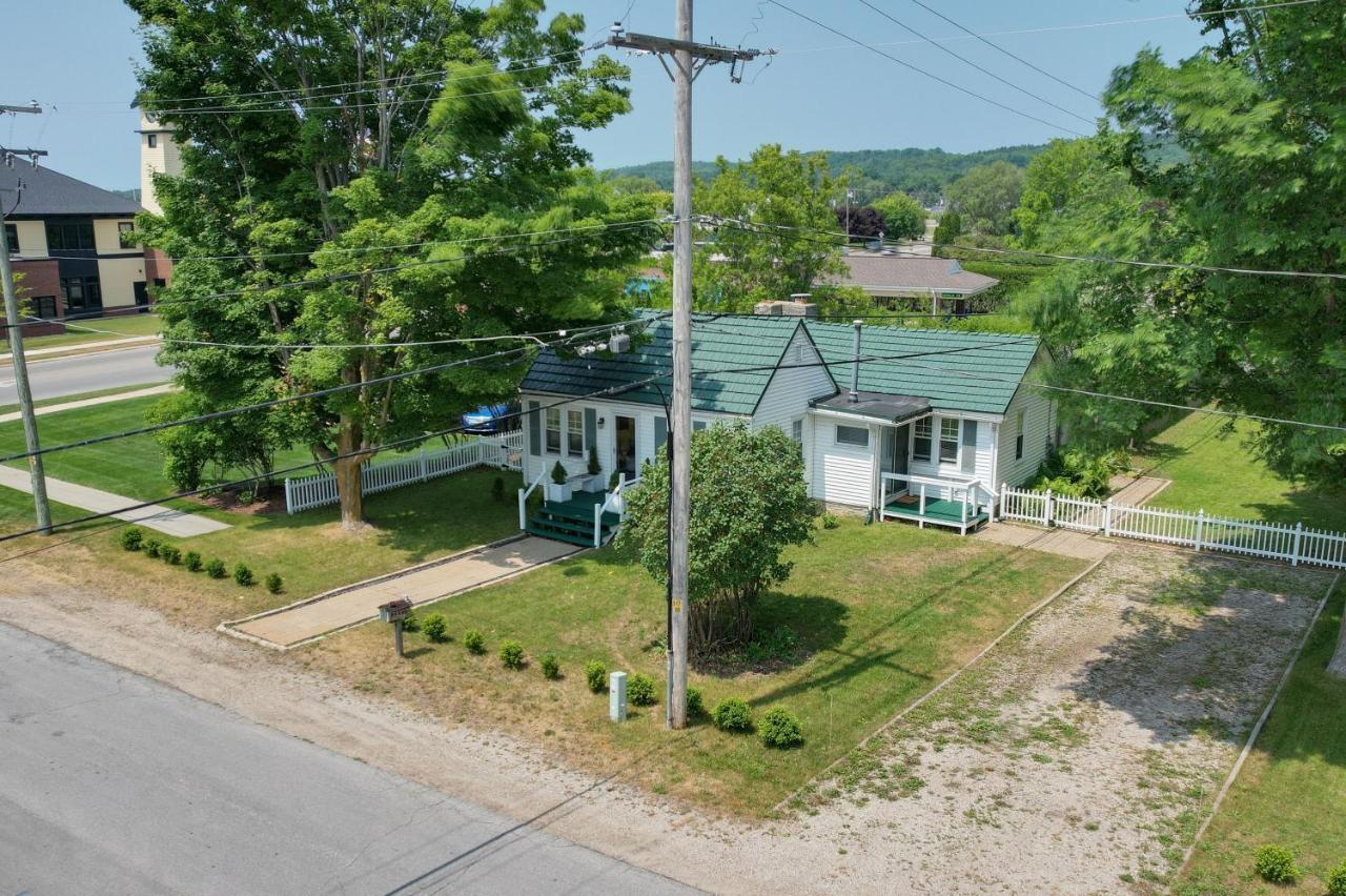 Boyne City Cottage Walk To Downtown And Lake! Esterno foto